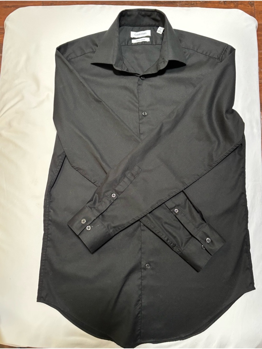 Calvin Klein Black Men's Dress Shirt Size M / Neck size 15